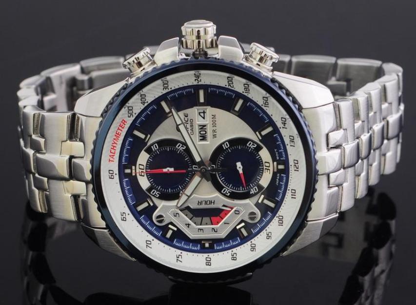 Reloj Edifice casual correa de acero inoxidable EF-558D-2AVU