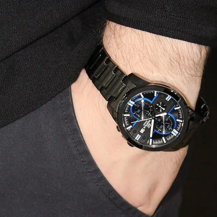 Reloj Edifice casual correa de acero inoxidable EFR-543BK-1A2V