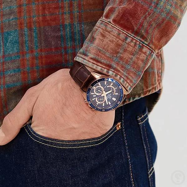 Reloj Edifice casual correa de cuero EFR-552GL-2AV