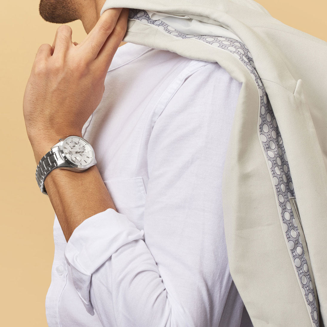 Reloj Edifice casual correa de acero inoxidable EFV-580D-7AV