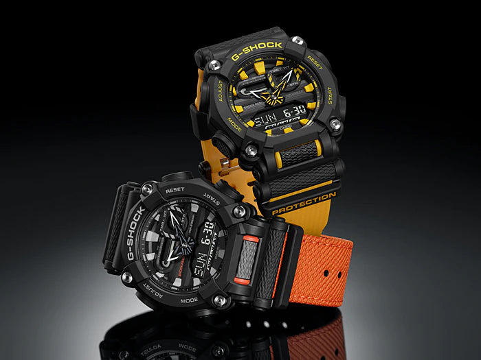 Reloj G-SHOCK Héroes correa de tela GA-900C-1A4