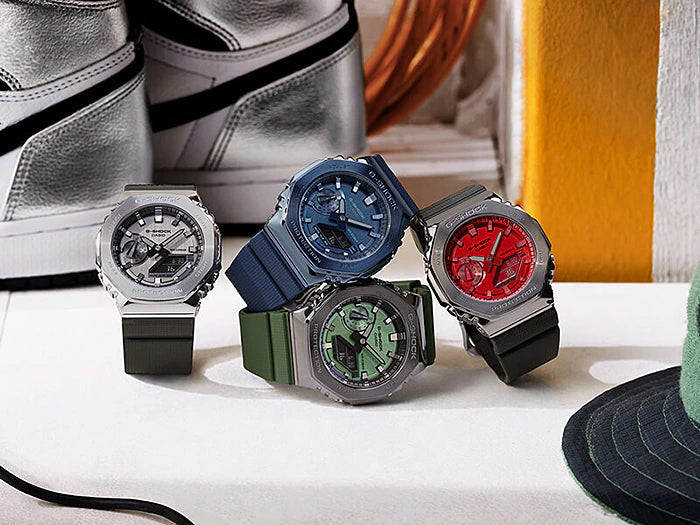 Reloj G-SHOCK Héroes correa de resina GM-2100-1A