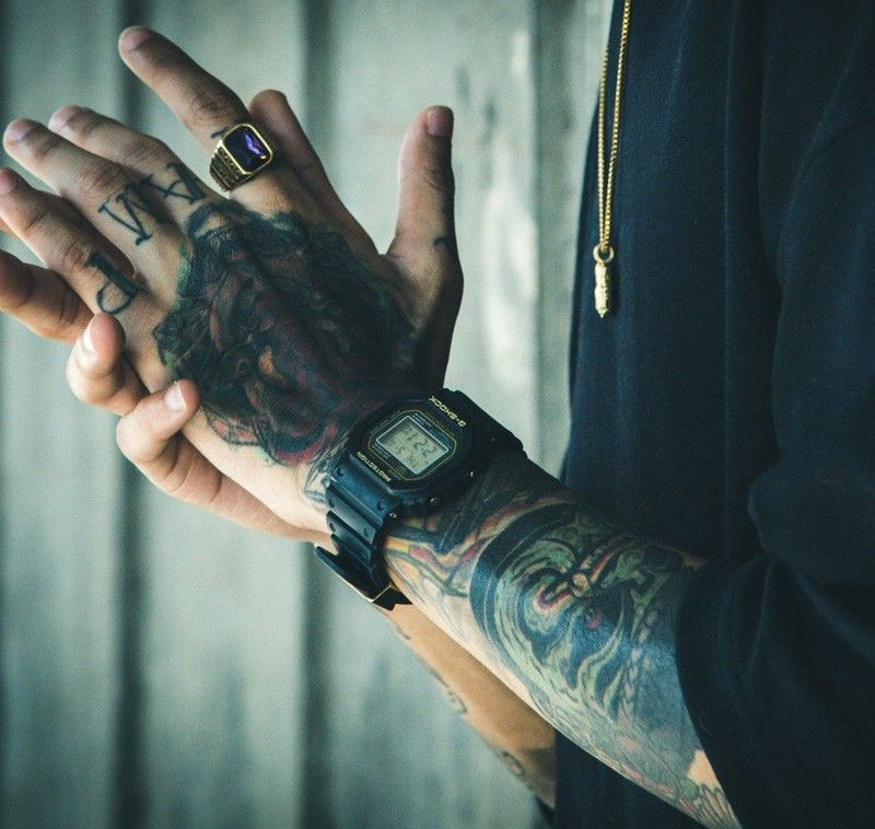 Reloj G-Shock deportivo correa de resina DW-5035D-1B