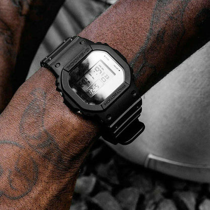 Reloj G-Shock deportivo correa de resina DW-5600BBMA-1