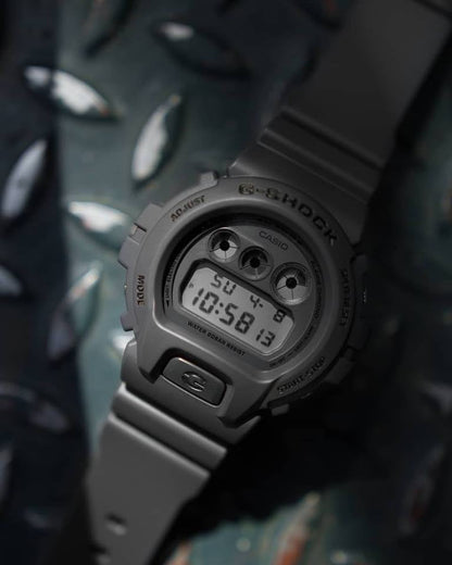 Reloj G-Shock deportivo correa de resina DW-6900LU-8