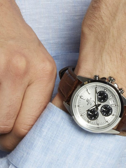 Reloj Edifice casual correa de cuero EFR-527L-7AV