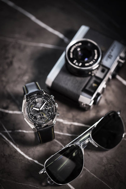 Reloj Edifice casual correa de cuero EFR-570BL-1AV