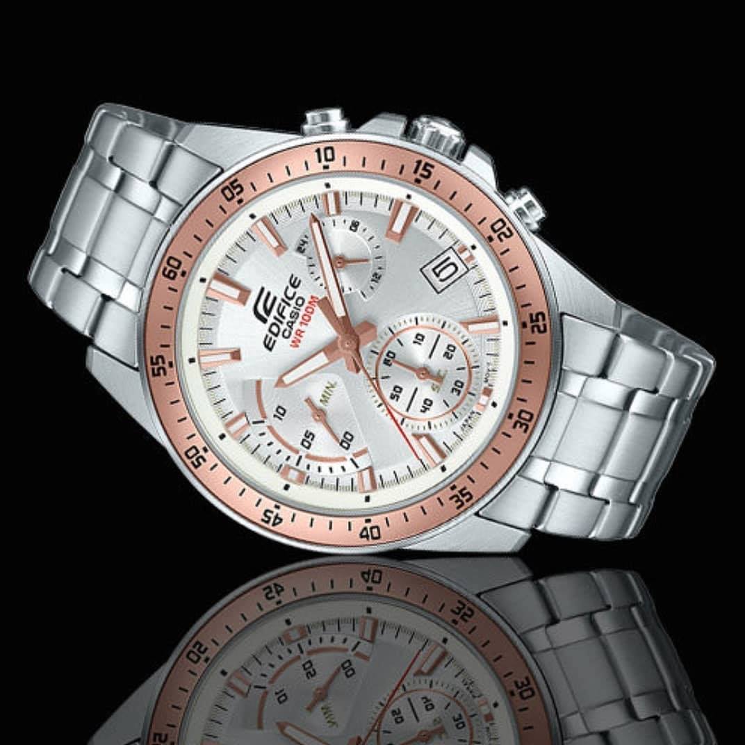 Reloj Edifice casual correa de acero inoxidable EFV-540D-7BV