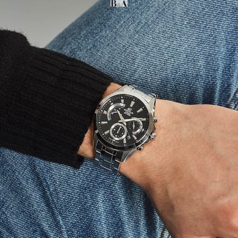 Reloj Edifice casual correa de acero inoxidable EFV-580D-1AV