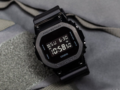 Reloj G-Shock Héroes correa de resina GM-5600B-1